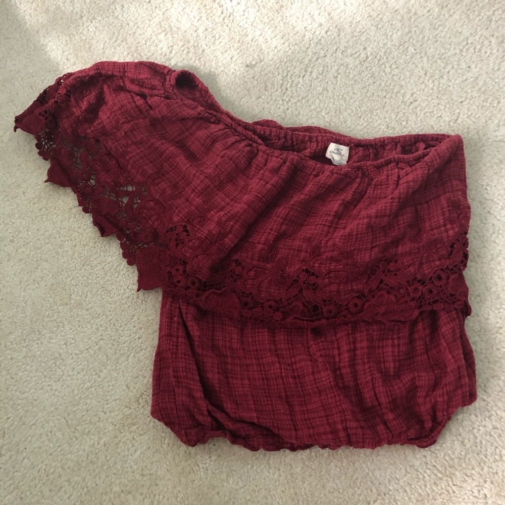 O’Neill Red Top